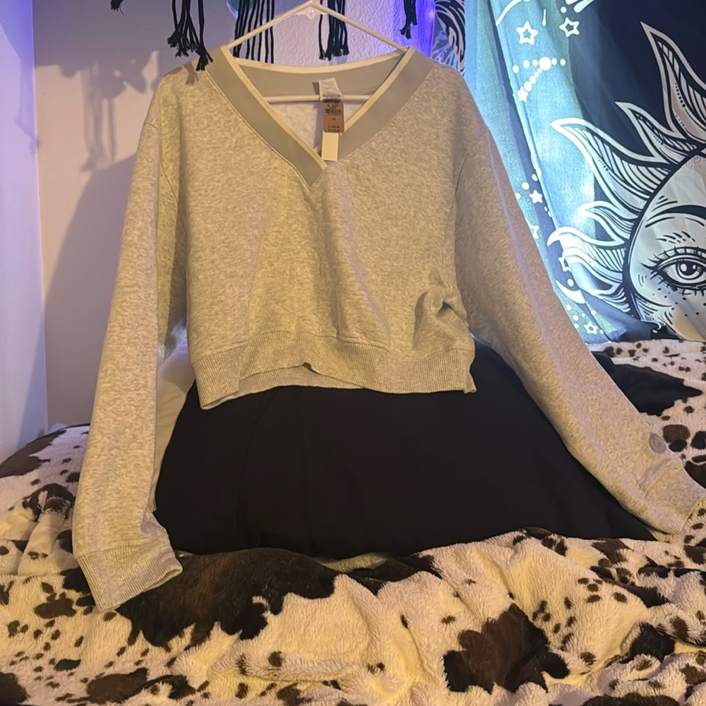 Pink/victoria secret oversized crop sweater